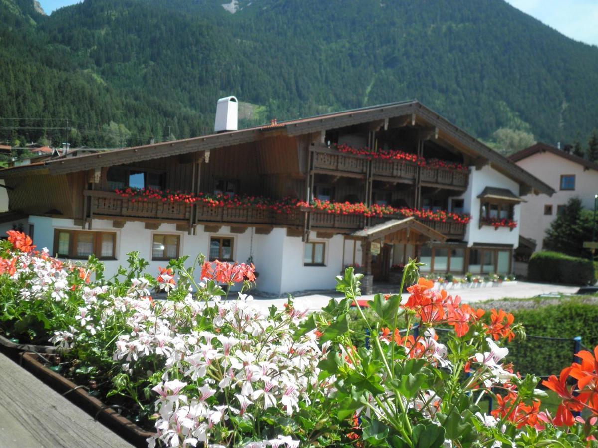 Landhaus Appartement Kofler Ferienwohnungen,Zimmer Maurach  Zewnętrze zdjęcie